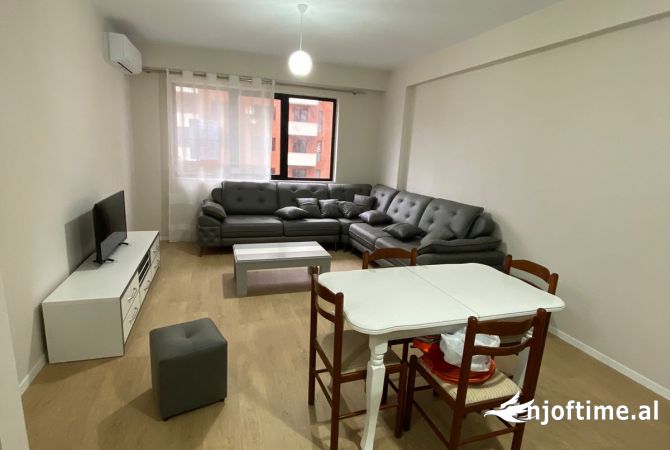 Shtepi me qera 1+1 ne Tirane - 450 Euro