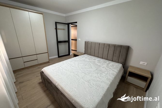 Shtepi me qera Apartament ne Tirane, 1+1, Mobilimi E mobiluar, Pagesa 600  Euro.