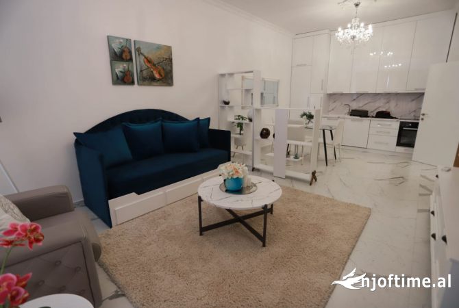 Shtepi me qera Apartament ne Tirane, 1+1, Mobilimi E mobiluar, Pagesa 80,000  Leke.