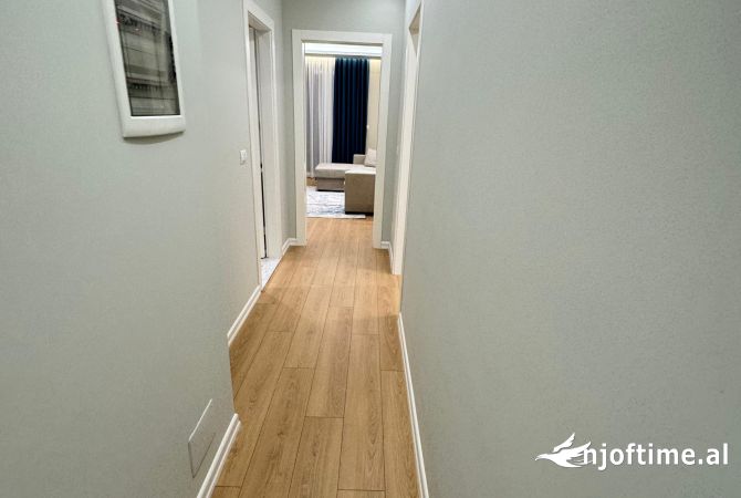 Shtepi me qera Apartament ne Tirane, 2+1, Mobilimi E mobiluar, Pagesa 700  Euro.