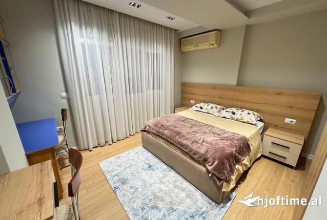 Shtepi me qera Apartament ne Tirane, 2+1, Mobilimi E mobiluar, Pagesa 700  Euro.