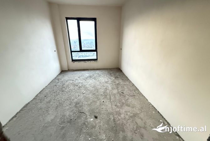 Shtepi ne shitje Apartament ne Tirane, 2+1, Mobilimi E mobiluar, Pagesa 138,180  Euro.