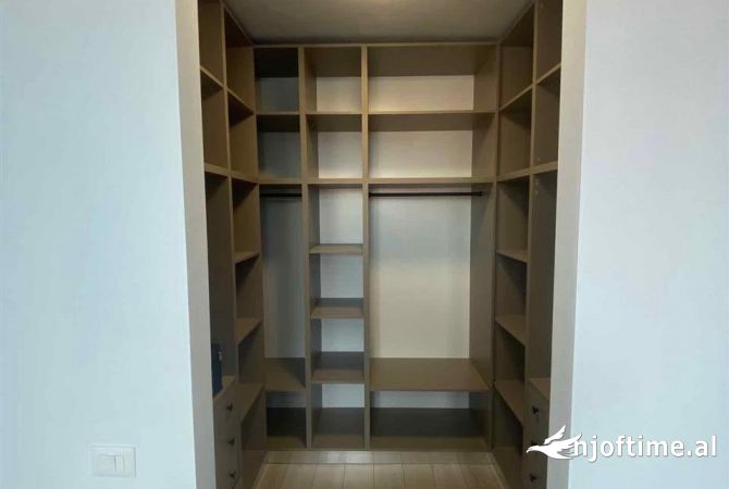 Shtepi me qera 1+1 ne Tirane - 55,000 Leke