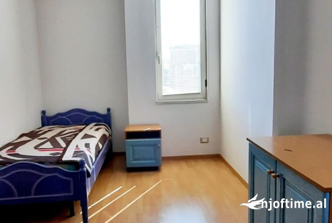 📣Qera Apartament 2+1+2📍Bllok 🛣️ Pran Whisky bar Tirana✨✨  2500 euro 