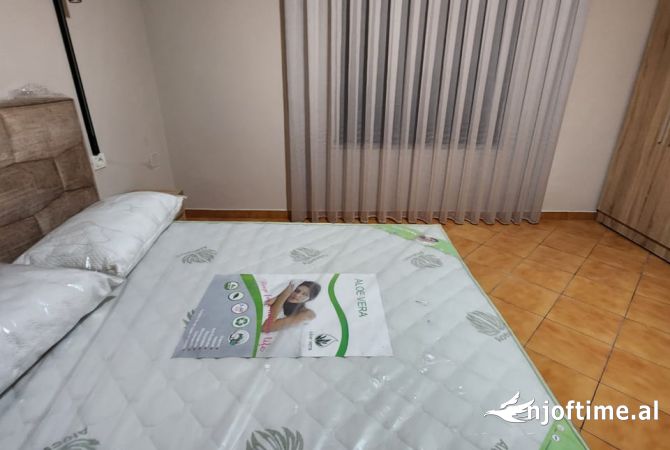 Shtepi me qera 2+1 ne Tirane - 55,000 Leke