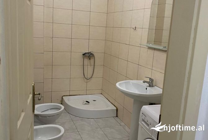 Shtepi ne shitje 2+1 ne Tirane - 140,000 Euro