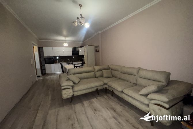 Shtepi me qera 1+1 ne Tirane - 600 Euro