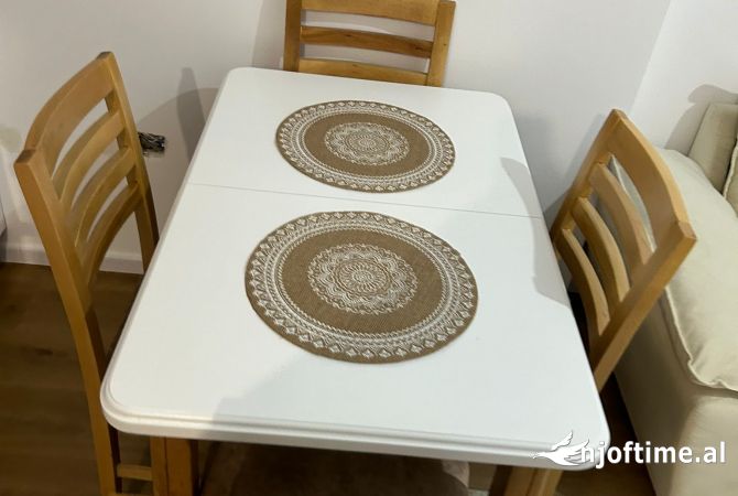 Shtepi me qera Apartament ne Tirane, 1+1, Mobilimi E mobiluar, Pagesa 42,000  Leke.