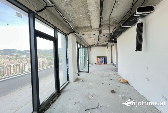 Shtepi ne shitje 4+1 ne Tirane - 950,000 Euro