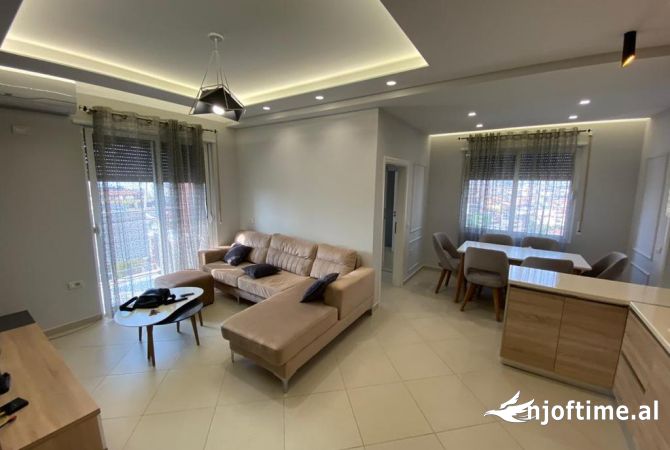 Shtepi me qera 2+1 ne Tirane - 600 Euro