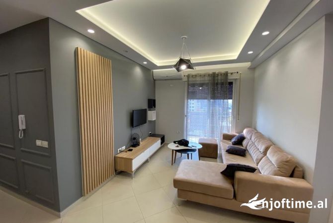 Shtepi me qera Apartament ne Tirane, 2+1, Mobilimi E mobiluar, Pagesa 600  Euro.