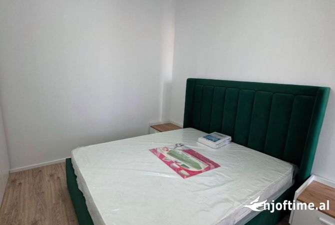 Shtepi me qera Apartament ne Tirane, 1+1, Mobilimi E mobiluar, Pagesa 500  Euro.