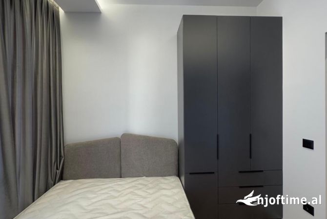 Shtepi me qera Apartament ne Tirane, 1+1, Mobilimi E mobiluar, Pagesa 550  Euro.
