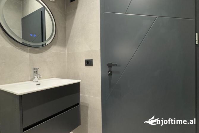 Shtepi me qera Apartament ne Tirane, 1+1, Mobilimi E mobiluar, Pagesa 550  Euro.