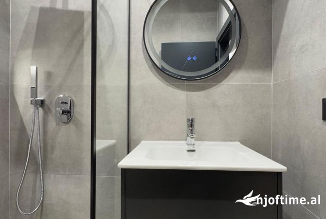 Shtepi me qera Apartament ne Tirane, 1+1, Mobilimi E mobiluar, Pagesa 550  Euro.