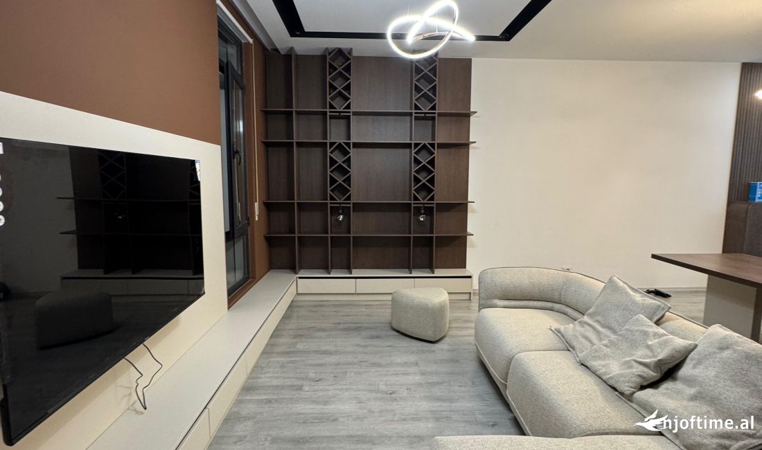 Shtepi me qera Apartament ne Tirane, 2+1, Mobilimi E mobiluar, Pagesa 850  Euro.