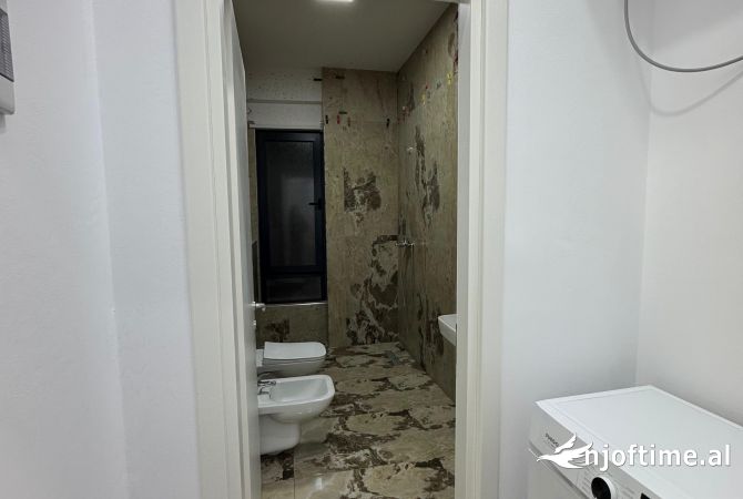 Shtepi me qera Apartament ne Tirane, 2+1, Mobilimi E mobiluar, Pagesa 60,000  Leke.