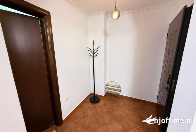 Shtepi me qera Apartament ne Tirane, 1+1, Mobilimi E mobiluar, Pagesa 650  Euro.
