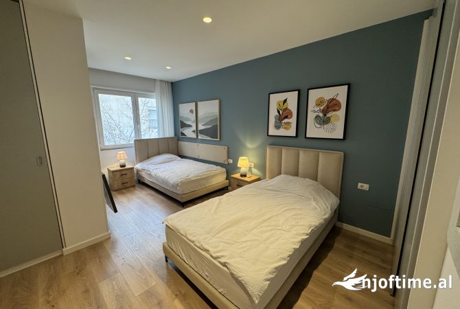 Shtepi me qera Apartament ne Tirane, 2+1, Mobilimi E mobiluar, Pagesa 1,000  Euro.