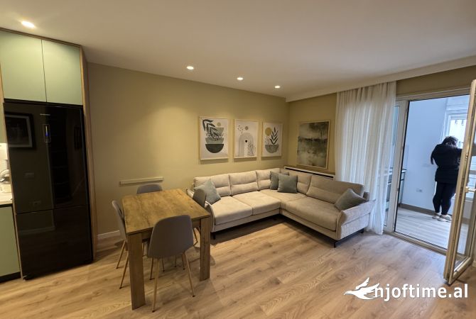 Casa in affitto 2+1 a Tirana - 1,000 Euro
