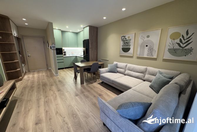 Shtepi me qera 2+1 ne Tirane - 1,000 Euro