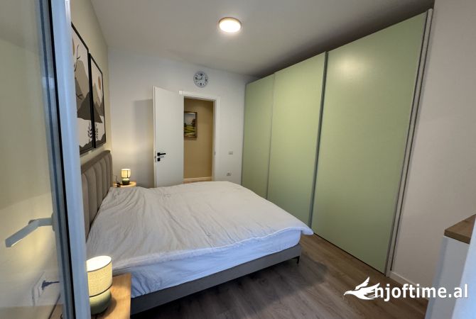 Shtepi me qera Apartament ne Tirane, 2+1, Mobilimi E mobiluar, Pagesa 1,000  Euro.