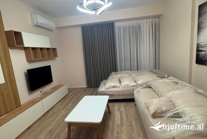 Shtepi me qera 1+1 ne Tirane - 45,000 Leke
