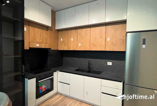 Shtepi me qera Apartament ne Tirane, 1+1, Mobilimi E mobiluar, Pagesa 45,000  Leke.