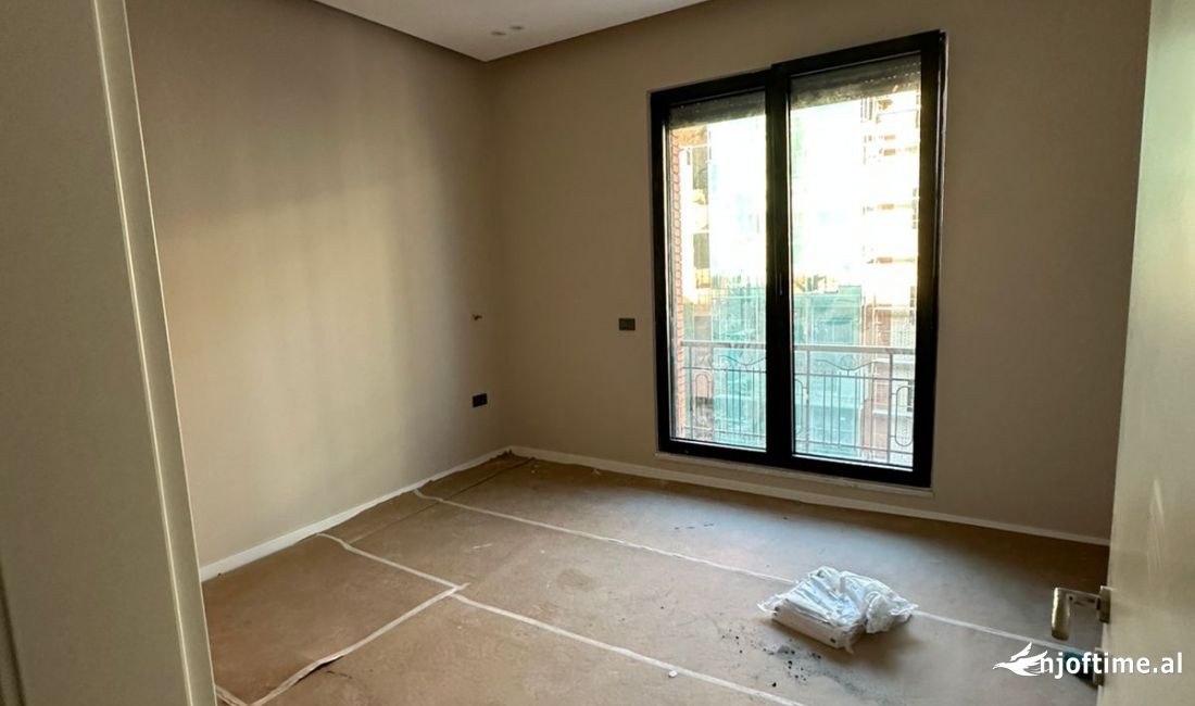 Shtepi me qera Apartament ne Tirane, 1+1, Mobilimi E mobiluar, Pagesa 900  Euro.