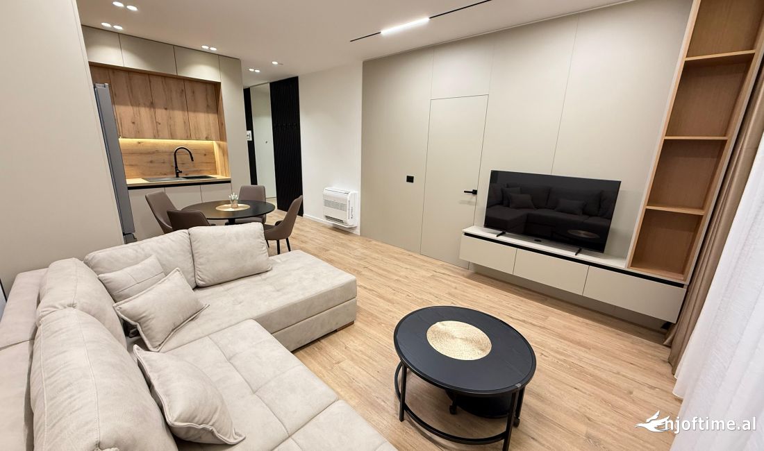 Shtepi me qera Apartament ne Tirane, 1+1, Mobilimi E mobiluar, Pagesa 700  Euro.