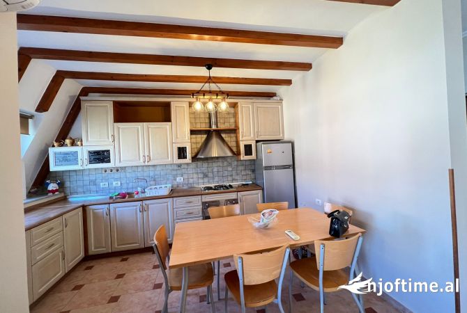 Shtepi me qera 2+1 ne Tirane - 750 Euro