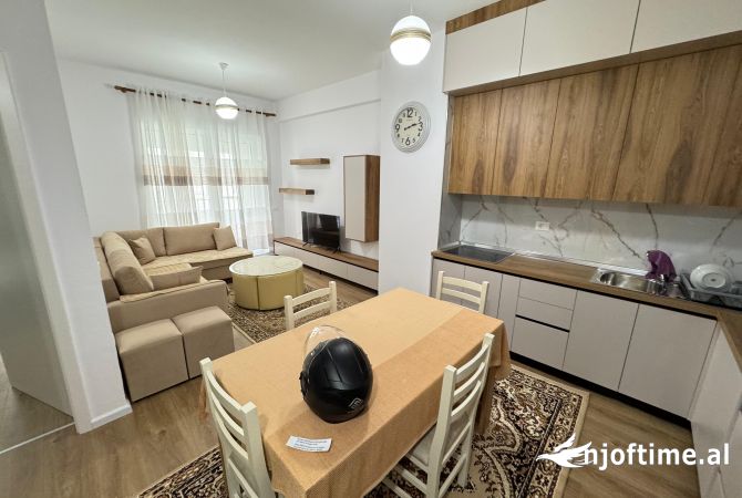 Shtepi me qera Apartament ne Tirane, 1+1, Mobilimi E mobiluar, Pagesa 450  Euro.