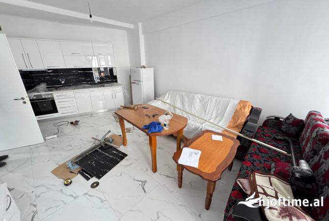 Shtepi me qera 2+1 ne Tirane - 50,000 Leke