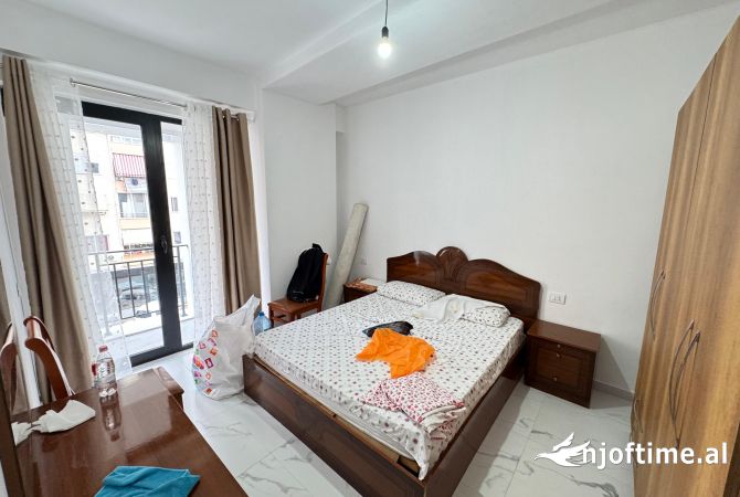 Shtepi me qera 2+1 ne Tirane - 50,000 Leke
