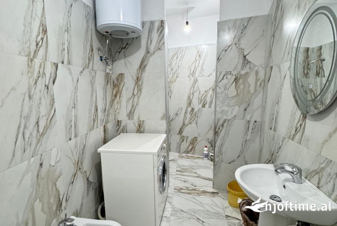 Shtepi me qera 2+1 ne Tirane - 50,000 Leke
