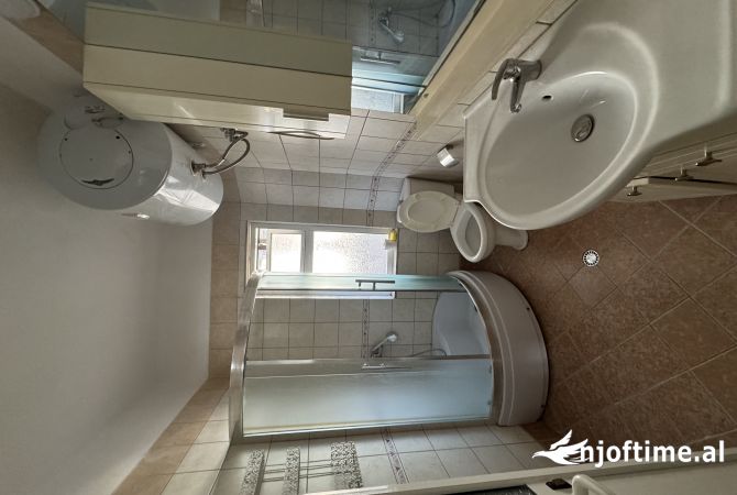 Shtepi ne shitje 1+1 ne Tirane - 90,000 Euro