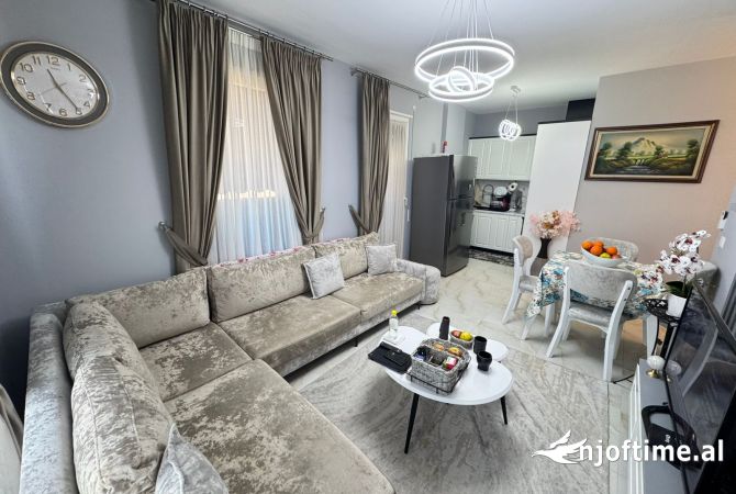 Shtepi ne shitje 1+1 ne Tirane - 150,000 Euro