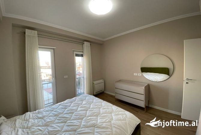 Shtepi me qera Apartament ne Tirane, 1+1, Mobilimi E mobiluar, Pagesa 600  Euro.