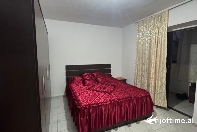 Shtepi me qera Apartament ne Tirane, 2+1, Mobilimi E mobiluar, Pagesa 450  Euro.