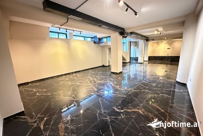 Ambient biznesi ne shitje 1+1 ne Tirane - 236,000 Euro