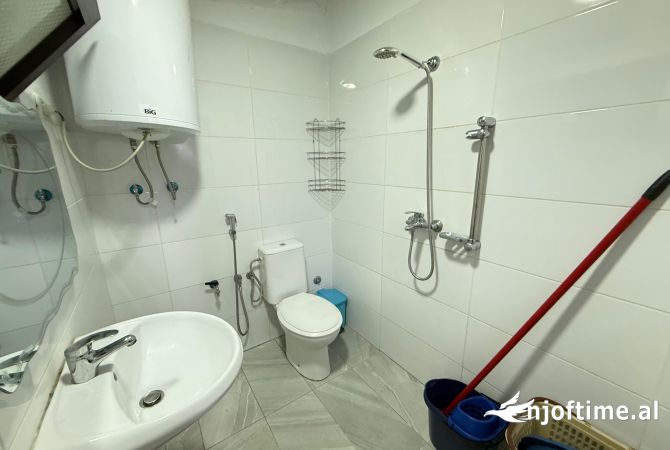 Shtepi me qera 1+1 ne Tirane - 270 Euro