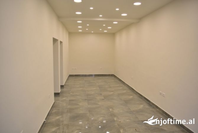 Ambient biznesi ne shitje 1+1 ne Tirane - 525,000 Euro