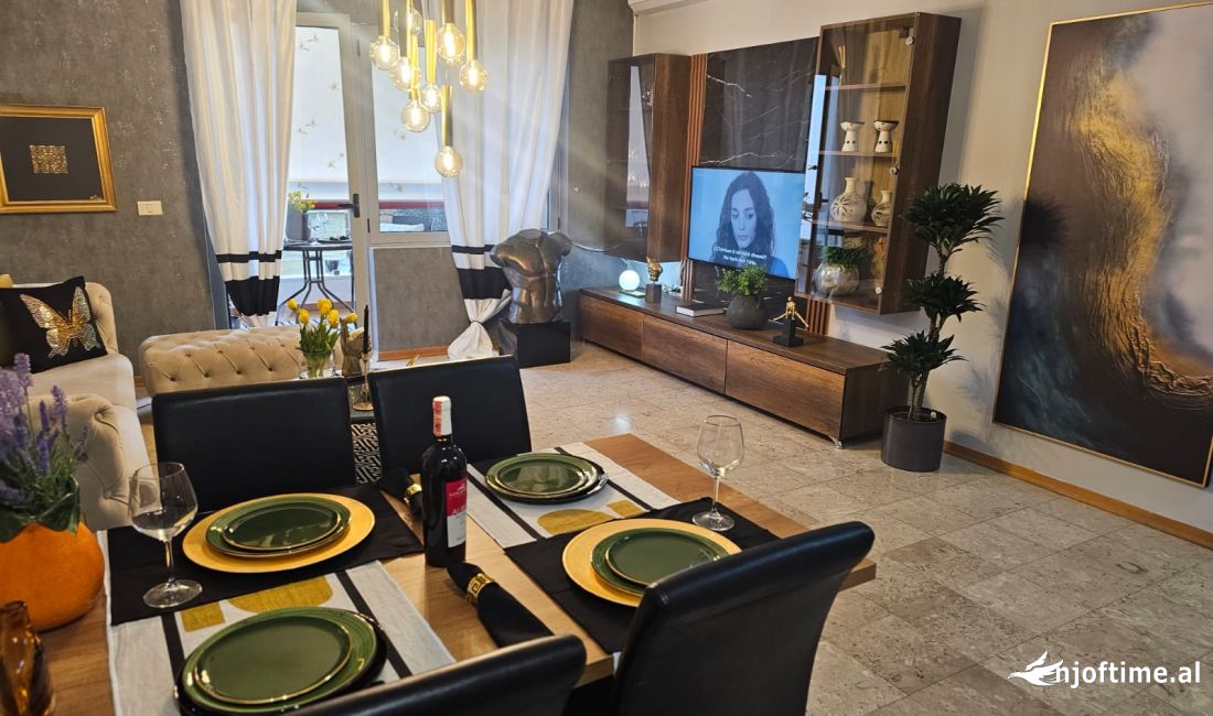 Shtepi me qera Apartament ne Tirane, 2+1, Mobilimi E mobiluar, Pagesa 800  Euro.