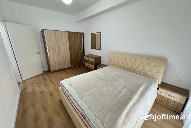 Shtepi me qera Apartament ne Tirane, 1+1, Mobilimi E mobiluar, Pagesa 400  Euro.