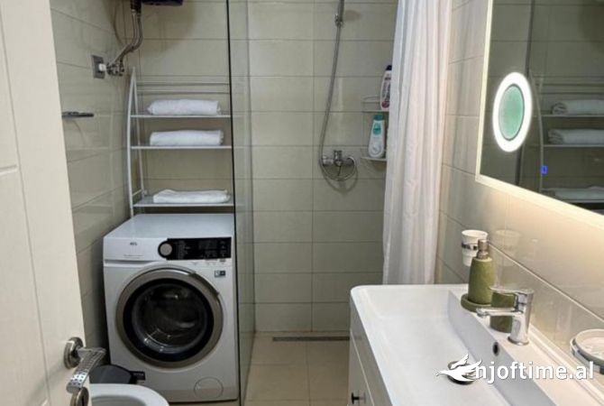Shtepi me qera Apartament ne Tirane, 2+1, Mobilimi E mobiluar, Pagesa 650  Euro.