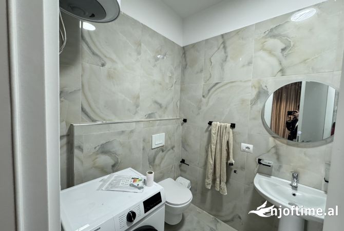 Shtepi me qera Apartament ne Tirane, 2+1, Mobilimi E mobiluar, Pagesa 850  Euro.