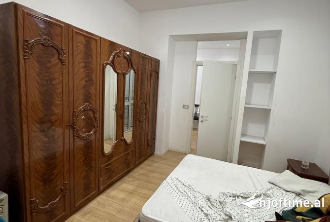 Shtepi me qera Apartament ne Tirane, 2+1, Mobilimi E mobiluar, Pagesa 37,000  Leke.