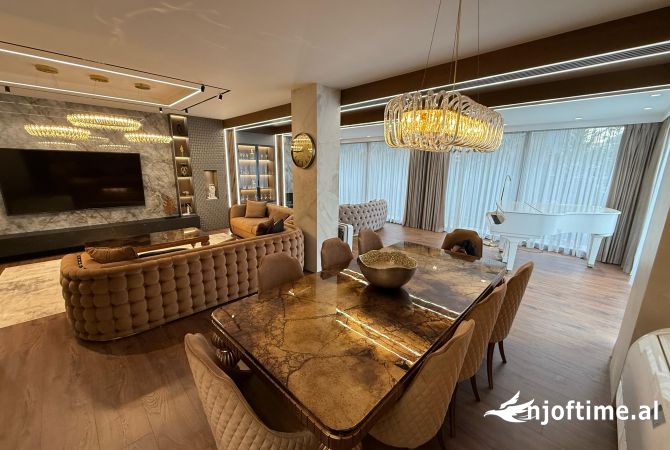 Shtepi me qera Apartament ne Tirane, 3+1, Mobilimi E mobiluar, Pagesa 4,000  Euro.