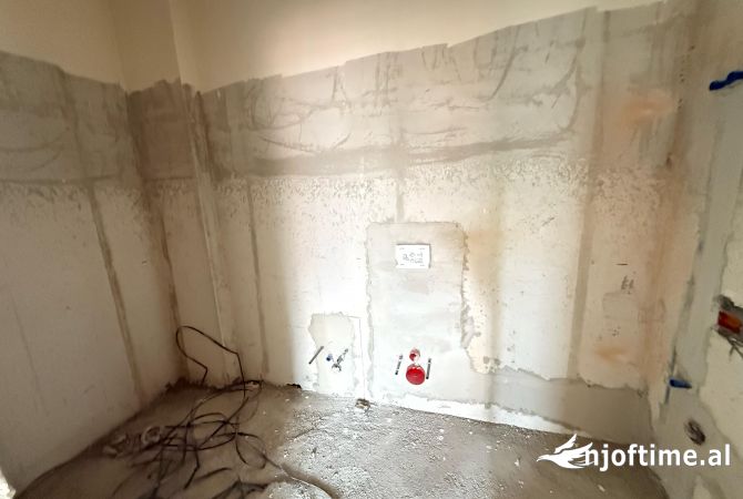 Shtepi ne shitje 2+1 ne Tirane - 150,000 Euro