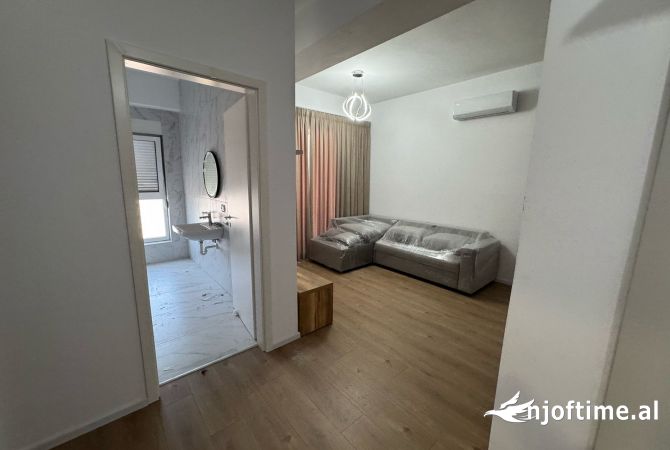 Shtepi me qera 1+1 ne Tirane - 400 Euro